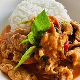 ข้าว+พะแนงหมู