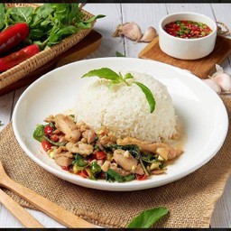 ข้าวกะเพราไก่