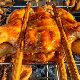 ไก่ย่างวิเชียรบุรี ซ.แมนฮันตัน ส้มตำอุบลbyแม่คำพัน