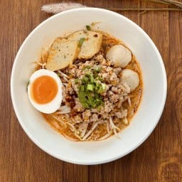 CurryCraze ข้าวแกงกะหรี่ ไก่ทอดเกาหลี