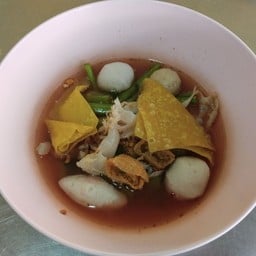 เล่าบู้ เย็นตาโฟ