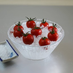 Fresh Bijin Japanese Tomatoes (served with Sea Salt)