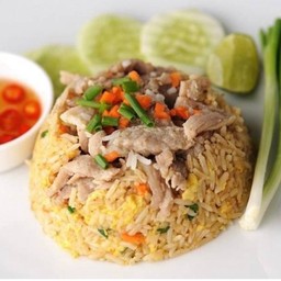 ข้าวผัดหมู