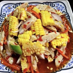 ตำข้าวโพดหมูยอ Sweet corn and Vietnamese sausages spicy salad