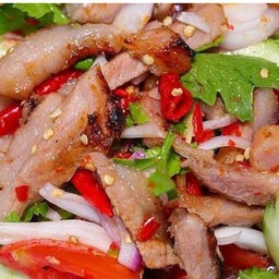 ยำหมูย่าง