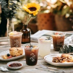 NANA Coffee Roaster สุขุมวิท 71 รับที่Makro HARU Coffeehouse