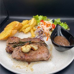 สเต๊กเนื้อย่างเกลือ