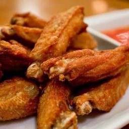 ปีกไก่ทอด Deep fried chicken wings