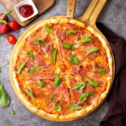 พิซซ่าหน้าพาร์ม่าแฮม