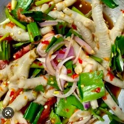 ยำตีนไก่