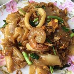 ผัดซีอิ้วทะเล