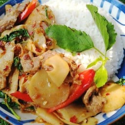 ลูกเต๋าคนชอบเนื้อ ลูกเต๋าคนชอบเนื้อสาขา2