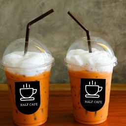Half Cafe สันติธรรม