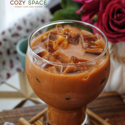 Thai milk tea