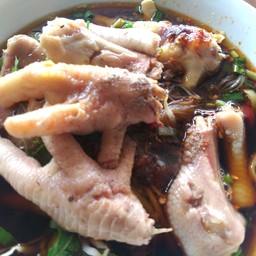 เส้นเล็กต้มยำขาไก่เด็ดสุดๆ