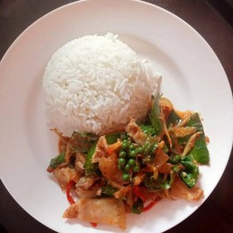 ผัดเผ็ดหมูป่า