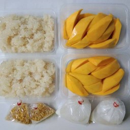 ร้านครัวคุณต้อย ข้าวเหนียวมะม่วง