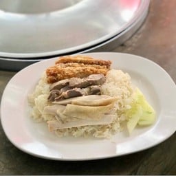 ข้าวมันไก่ต้ม+ทอด+เครื่องใน
