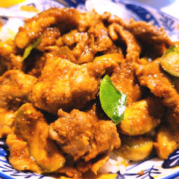 เครื่องแกงใต้ผัดหมูมะเขือเปราะ(ราดข้าว)