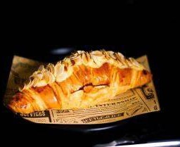 ALMOND CROISSANT