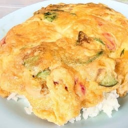 Lounge Buffet On Street ไข่เจียว มาม่า บุฟเฟ่ต์