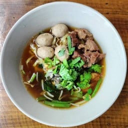 ฮัมซะฮ์ก๋วยเตี๋ยวเนื้อตุ๋น-ไก่ตุ๋น&อาหารตามสั่ง