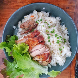 ข้าวคลุกพริกเกลือไก่