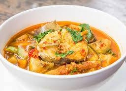 แกงป่ากุ้งหรือปลาหมึกหรือรวมมิตร