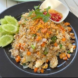 ข้าวผัดไข่ปู