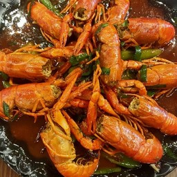麻辣小龙虾 กุ้งมังกรผัดหมาล่า