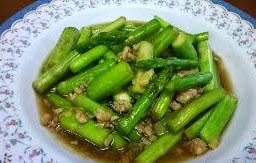 หน่อไม้ฝรั่งผัดน้ำมันหอย