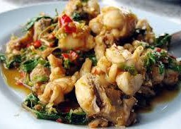 ผัดกระเพรากบ