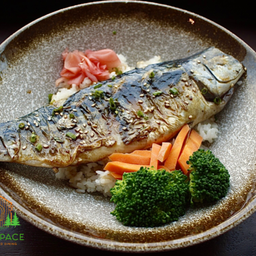 ข้าวหน้าปลาซาบะย่างเทอริยากิ