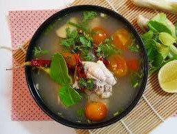 ต้มโคล้งไก่บ้าน