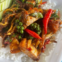 กระเพราแซ่บ