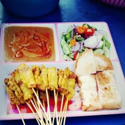 อู๊ด หมูสะเต๊ะโชคชัย4(ตลาดเก้าแสน)