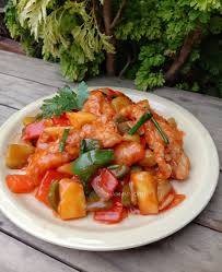 เนื้อปลาผัดเปรี้ยวหวาน