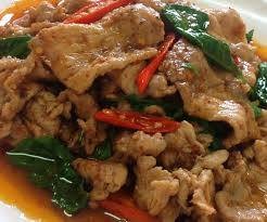 หมูหรือไก่ผัดพริกเผา