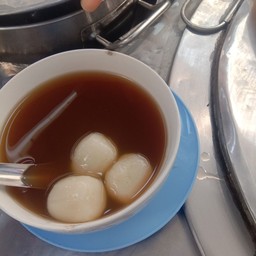 บัวลอยน้ำขิง