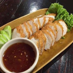 ลูกชิ้น ปลาเส้นทอด ฮาล้าล By asmee สวนพลู