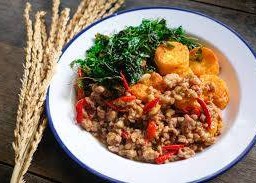 เต้าหู้ไข่ผัดกระเพรากรอบ