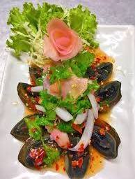 ยำไข่เยี่ยวม้า