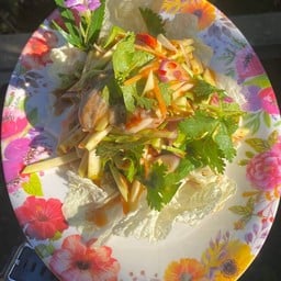 ยำมะม่วงหอยนางรม