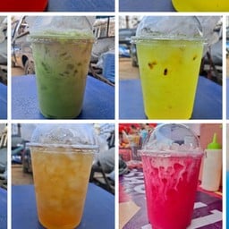 แม่แหมม่ซะป่ะน้ำ ตลาดนัดวัดป่าหมาก ซื้อ 2 แก้วขึ้นไป คุ้มกว่า