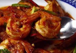 กุ้งหรือปลาหมึกผัดพริกเผา