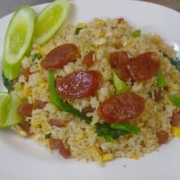 ข้าวผัดกุนเชียง