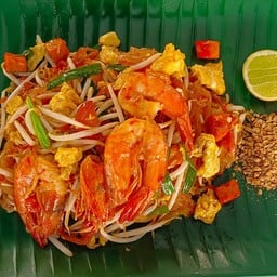 ผัดไทยกุ้งสด