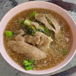 ราดหน้ายอดผัก กกท. สาขาอ่อนนุช อ่อนนุช