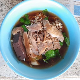 ก๋วยเตี๋ยวไก่มะระ