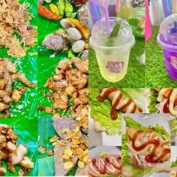 ข้าวเหนียวหมูทอด บ้านไร่วิลเลจ